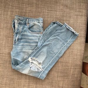 American eagle mom jeans